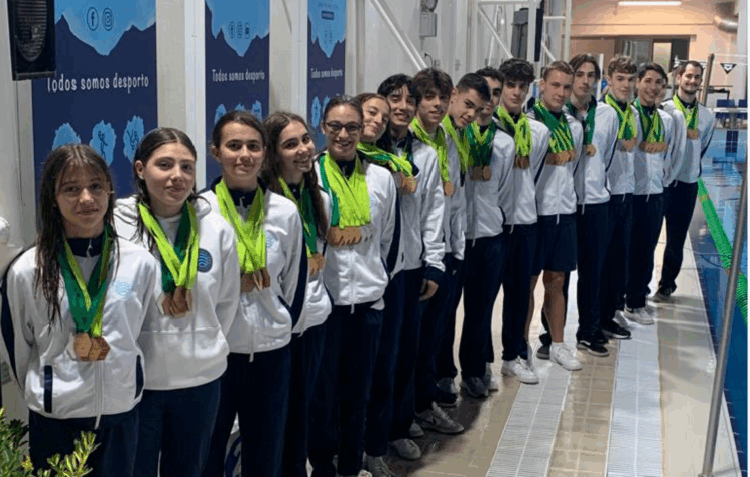 Náutico Leiria foi o mais medalhado no Campeonato Distrital de Piscina Curta