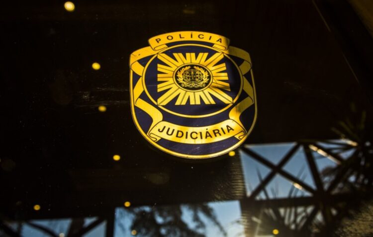 PJ alerta para a prática de crimes de pornografia de menores no whatsapp