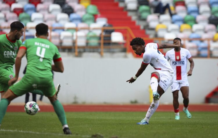 União de Leiria vence Marítimo num jogo onde o resultado esteve em dúvida até ao apito final