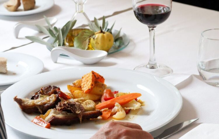 Restaurante pedagógico da Insignare reabriu este mês