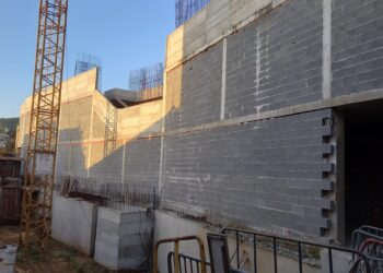 Moradores questionam licenciamentos de obras em São Martinho do Porto