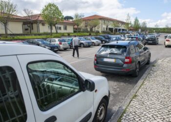 Câmara de Leiria cria 600 lugares de estacionamento até 2025