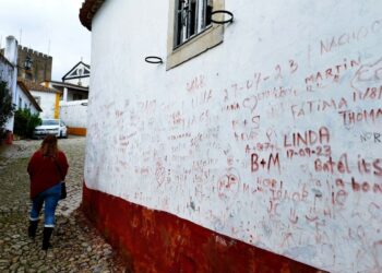 Taxa turística de Óbidos rendeu mais de meio milhão desde 2022