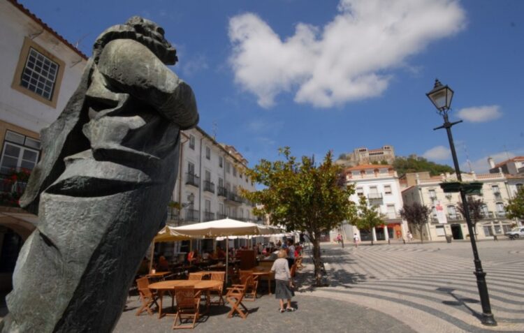 Livro sobre Francisco Rodrigues Lobo apresentado hoje em Leiria