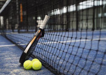 Torneio de padel angaria donativos para a Cruz Vermelha