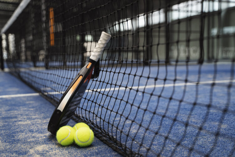 Torneio de padel angaria donativos para a Cruz Vermelha