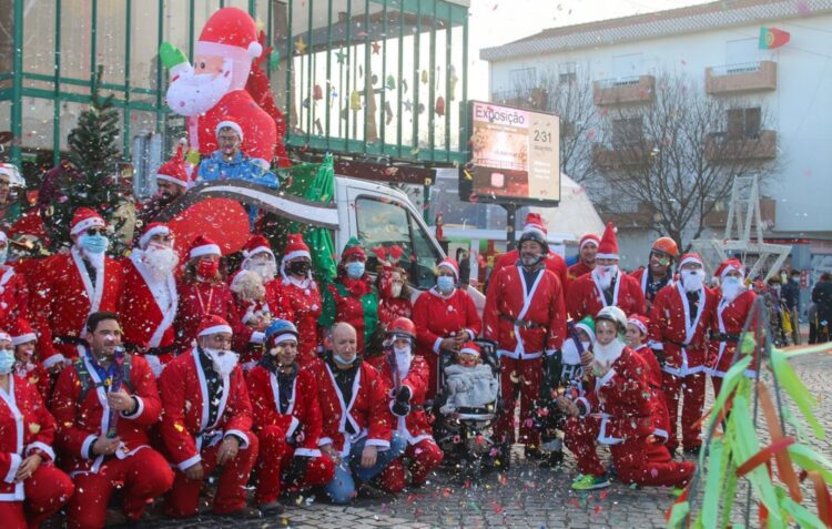 Leiria e Porto de Mós organizam desfiles de Pais Natal