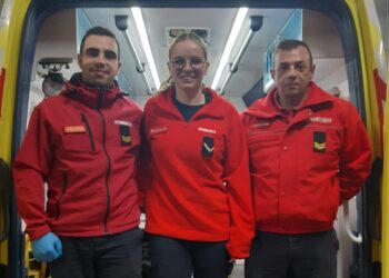 Bebé nasceu esta noite numa ambulância dos bombeiros da Marinha Grande