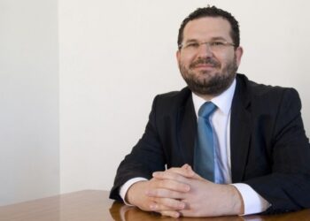 Antigo chefe de gabinete envolvido no processo das golas antifumo acredita que tudo se esclarecerá em tribunal