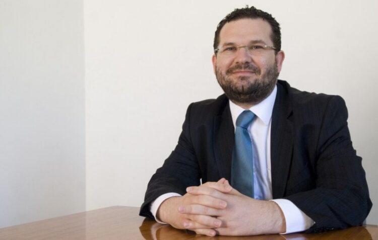 Antigo chefe de gabinete envolvido no processo das golas antifumo acredita que tudo se esclarecerá em tribunal
