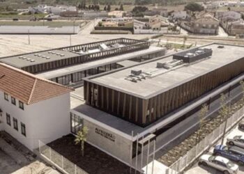 Centro Escolar de Alfeizerão inaugura na próxima quarta-feira