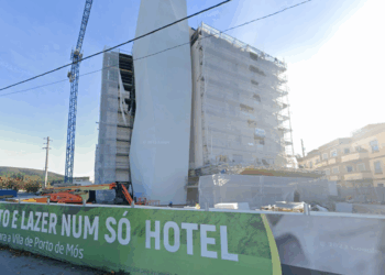 Hotel de Porto de Mós tem abertura prevista para Maio