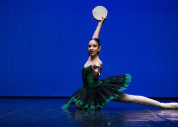 Núria Fernandes, bailarina de Leiria, é a única portuguesa no Prix de Lausanne