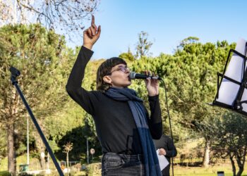 Colectivo Sisifus. Há um novo clube de poetas que leva a palavra para a rua
