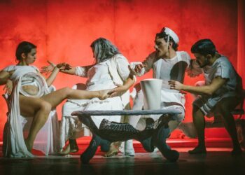 Leiria recebe teatro (e circo) com texto de Gonçalo M. Tavares sobre a velhice