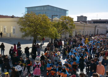 Cerca de 3 mil crianças participam nos desfiles de Carnaval da Marinha Grande e Vieira de Leiria