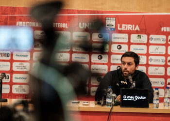 “Ao fim e ao cabo, são 11 contra 11, uma bola, um árbitro e vamos jogar”
