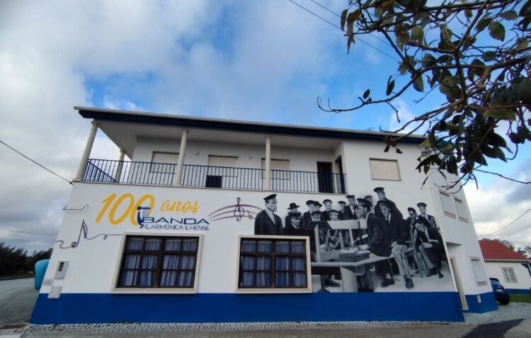 Banda Filarmónica Ilhense arranca ano de celebração do seu centenário com mural de arte urbana