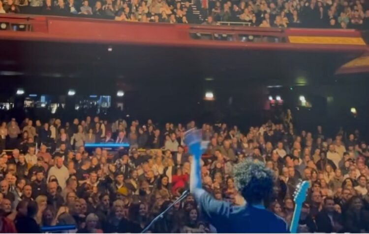 Músicos de Leiria abriram para os James em Manchester e encantaram lenda do United