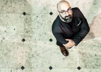 Agenda: Valter Hugo Mãe, Artistas Unidos e Clap Your Hands