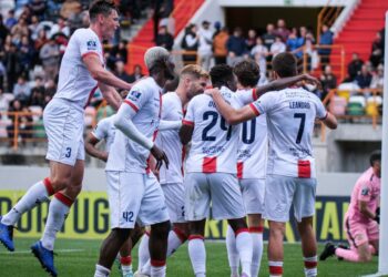 União de Leiria cede empate frente ao Nacional