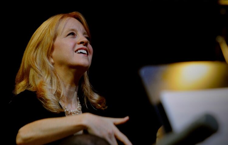 Concerto da Orquestra Jazz de Leiria com Maria Schneider perto de esgotar