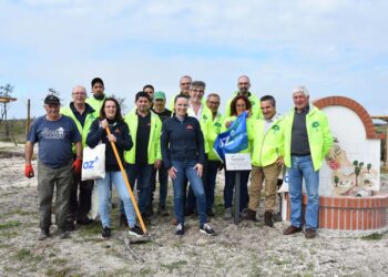 OZ Energia promoveu acção de plantação de árvores na Vieira de Leiria