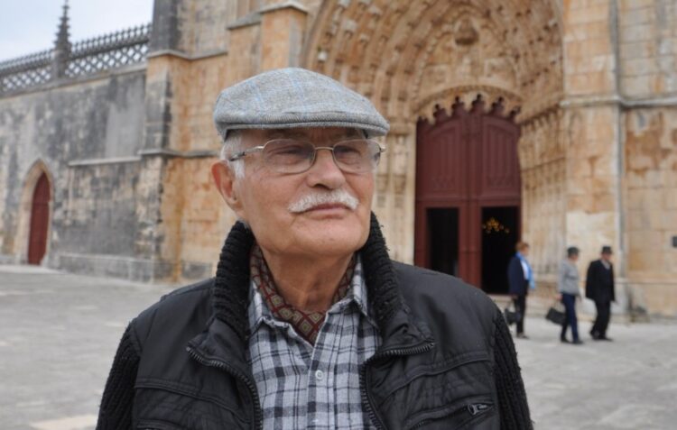 José Travaços Santos homenageado com monumento na Batalha