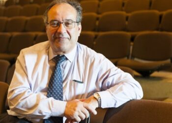 Cardiologista Manuel Antunes apresenta livro em Leiria