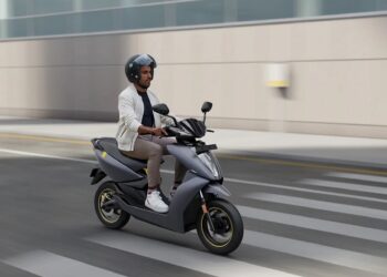 Mobinext, scooters eléctricas partilhadas com dedo da Almadesign