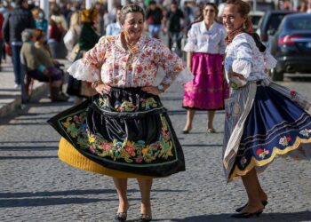 Feriado prolongado da Páscoa trará recriações e jogos tradicionais à principal avenida da Nazaré