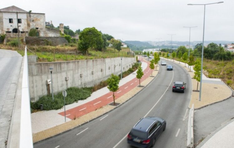 Município de Leiria vai criar parque de estacionamento junto aos Capuchos