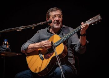 Rui Veloso, Mickael Carreira e Fingertips nas Festas de Porto de Mós