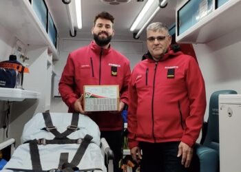 Bombeiros da Marinha Grande ajudam bebé a nascer, a caminho do hospital