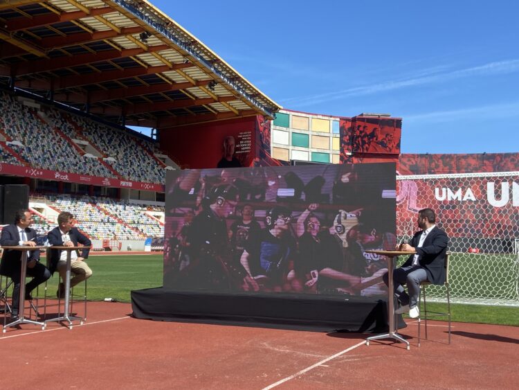 Mil músicos vão tocar em simultâneo no estádio de Leiria num espectáculo único em Portugal