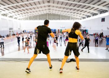 Cerca de 350 pessoas vibraram durante 10 horas em mais um encontro do School Fitness