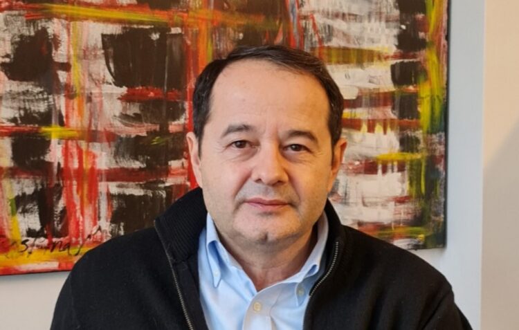Câmara de Ourém renova contrato com  director artístico do Teatro Municipal