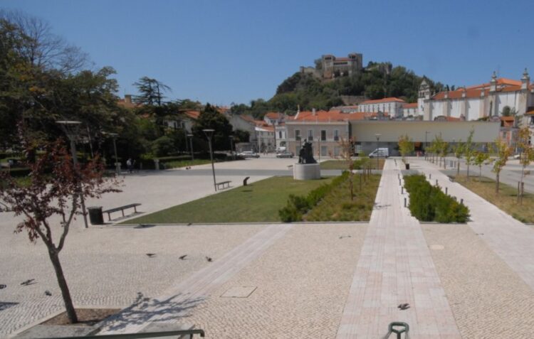 Filarmonia das Beiras com Vitorino e Janita no arranque da Festa do Povo, que se prolonga até domingo