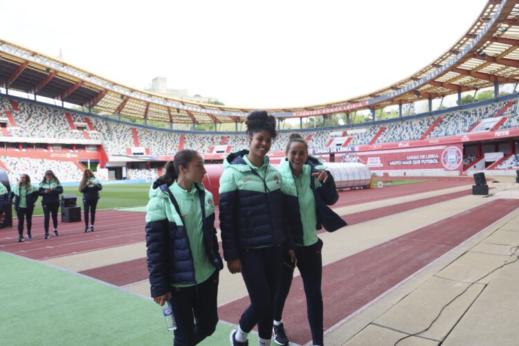 Navegadoras disputam hoje em Leiria o primeiro jogo de apuramento para o europeu