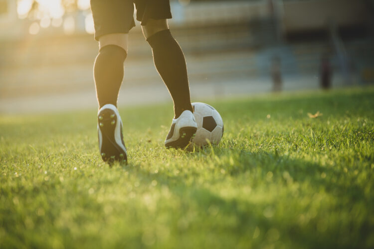 Três adeptos do Sport Lisboa e Marinha identificados por agressões e lançamento de petardos