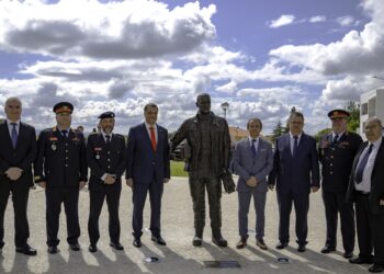 Figueiró dos Vinhos inaugura monumento em homenagem aos bombeiros