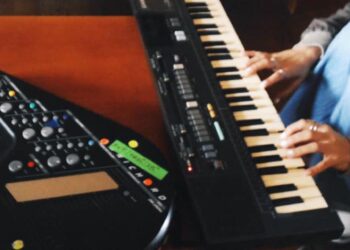 Experimentar e criar com músicos profissionais. Omnilab procura jovens entre os 14 e os 20 anos