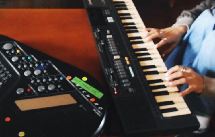 Experimentar e criar com músicos profissionais. Omnilab procura jovens entre os 14 e os 20 anos