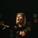 Desconfortável, o monólogo de Diana Nicolau, encerra o 11.º festival de teatro Sinopse