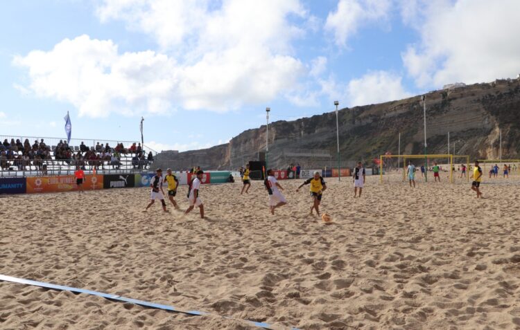 Competição internacional de futebol de praia está de regresso às areias da Nazaré