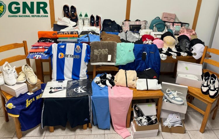 Mais de 300 artigos contrafeitos apreendidos em São Martinho do Porto