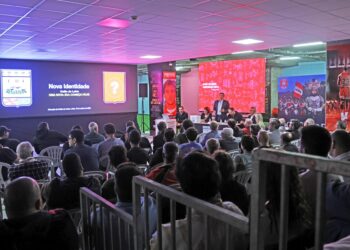 Sócios chumbam alteração do emblema da União de Leiria
