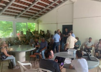 População recusa habitação em escola de Vermoil
