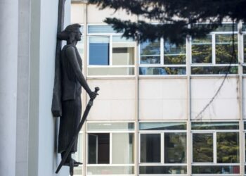 Tribunal de Leiria condena a pena suspensa empresário que forjou facturas