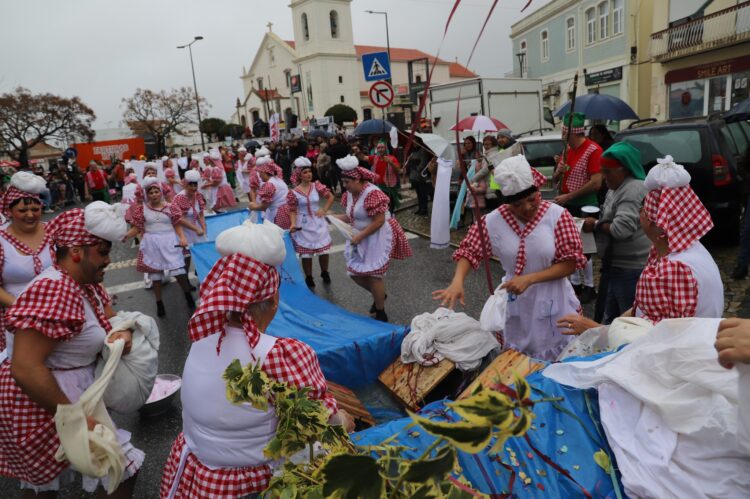 Praia da Vieira recebe primeira edição do Carnaval de Verão